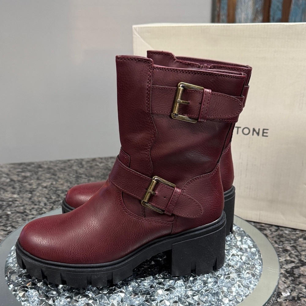 Sun + Stone Women's Burgundy Combat Boots NEW 5 - Picture 7 of 16